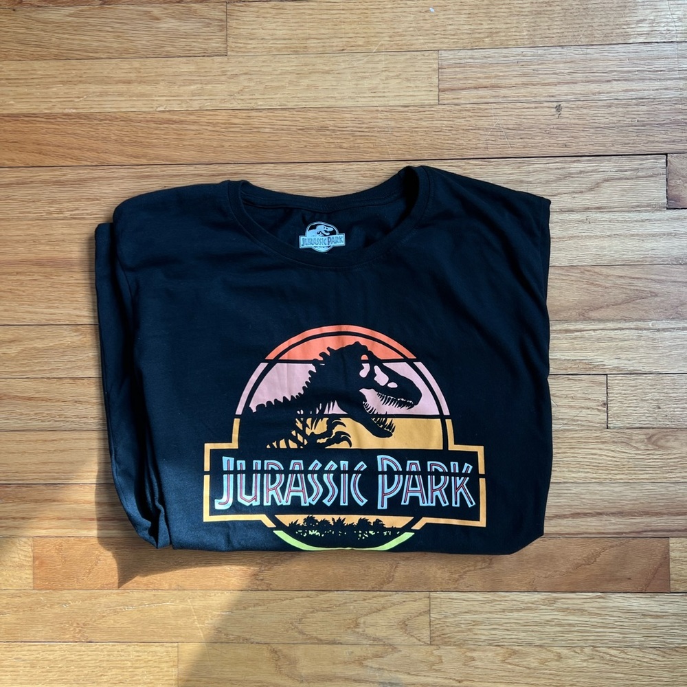 Black Jurassic park graphic t shirt
